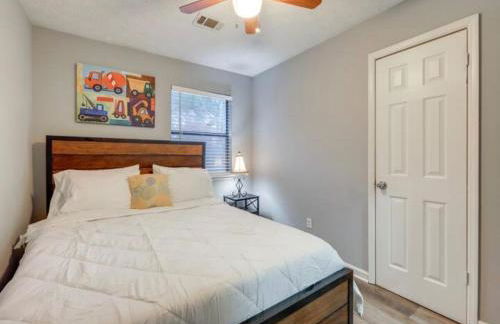 Modern Comfort Meets Classic Charm in Stonecrest - Foto 10