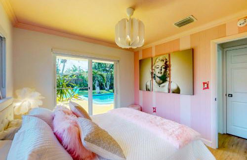 Holiday House - Photo 14