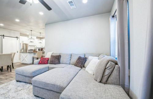 Stunning New Kitchen, Mins to Lake, Gas Firepit, Mins to Glen Rose Medical Center - Foto 20