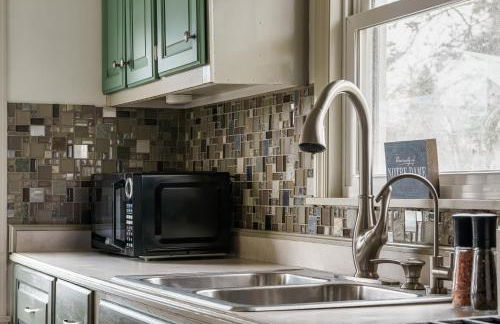 12-mins walk to ND - BBQ I Old Money Sports Glam - Pet Friendly! - Foto 29