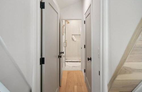 Studio City Stunning House with 5 bedrooms, Pool, Jacuzzi, Fire-pit, Guest House - Foto 32