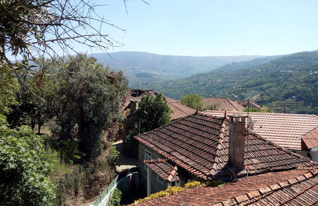 Charming 2-bed Cottage in Santa Marinha do Zezere - Photo 18