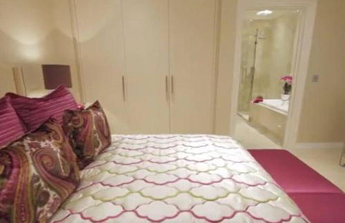 Luxurious House with private garden & Tree house - Foto 26