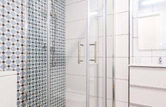 New and Modern Apartment with Comfy Beds - Photo 9