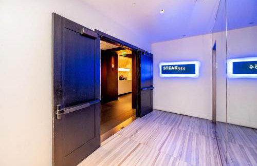 23rd Floor W 2BR with Den, Ocean Views, Sleeps 8 - Foto 34