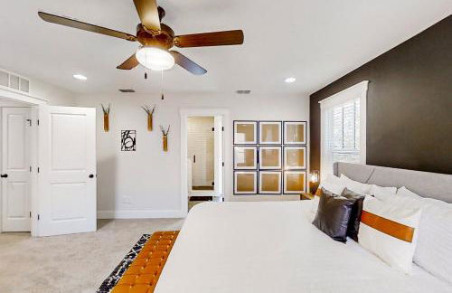 Brand new home with open layout, office, & great location - dog-friendly - Foto 17