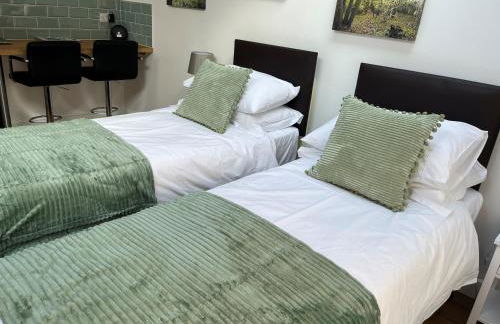 Little Hawthorns - Foto 9