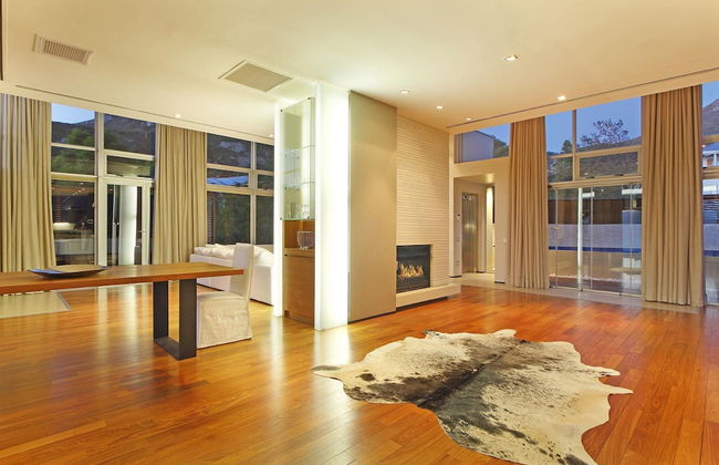 Sea View 3bed Apt w Pool Near Beaches Glen Sunsets - Foto 7