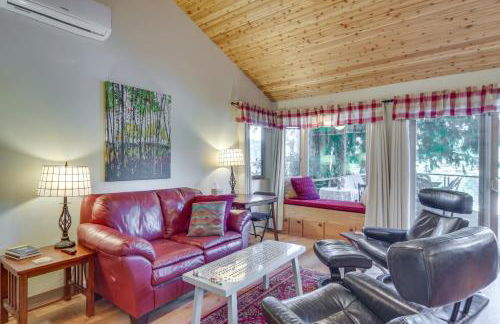 Lakefront Snohomish Cottage with Private Dock! - Foto 6