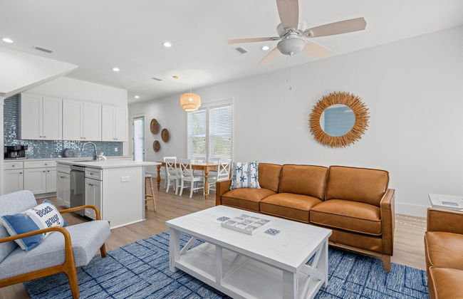 Spectacular 3br 4ba w/ Private Pool, 2 Min Walk to Beach - Sleeps 15! - Foto 17