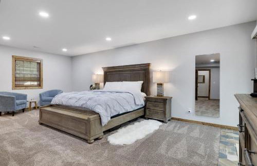 Whiskey Pines Retreat! Single Level Home, Outdoor Firepit, AC, BBQ! Sleeps 9 in Lake Harmony! - Foto 20