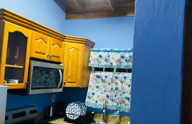 Angels Hideaway Blue Room - Photo 11