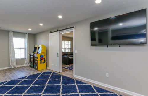 House #04 - Happy Camper-(No Pets) -Private Pier - Photo 21