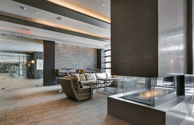 Luxury Apartment in heart of Reston 2 bedroom - Photo 9