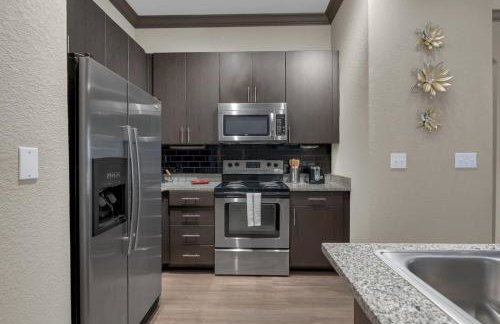 Cozy 1BR- Pool,Gym,Pkng,Near BOK Ctr&Arts Dstrct - Photo 63