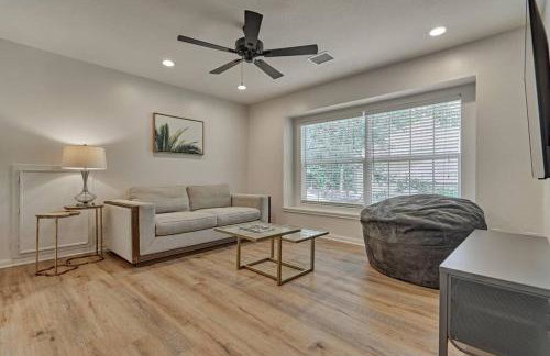 New!4BR with Easy Access to all Woodlands Amenities - Photo 34