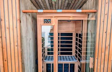 Luxury 2 Bed Cottage with Log Fire Hot Tub & Sauna - Foto 7