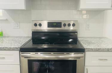 3BR Townhome 15mins from Downtown Sleeps 6 - Foto 9