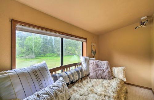Peaceful Cabin on Horse Farm, 5 Mi to Town! - Foto 15