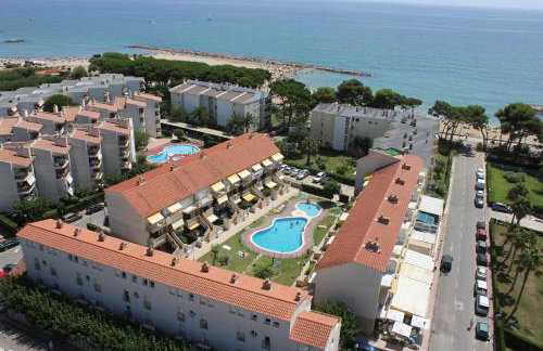 LITORAL COSTA DORADA - TRES CARABELAS Only families - Photo 46