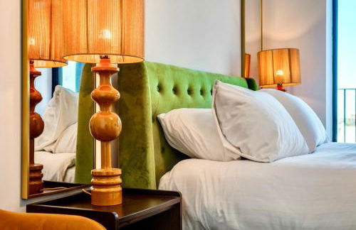 Luxury City Escape - Brand New Stylish 2 Bedroom Apartment with Parking - Foto 9