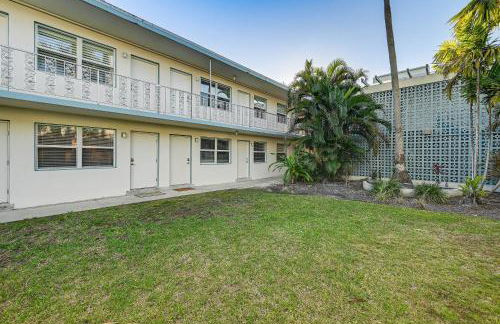 Sleek Coastal Abode 1 Block to Naples Beach! - Photo 20