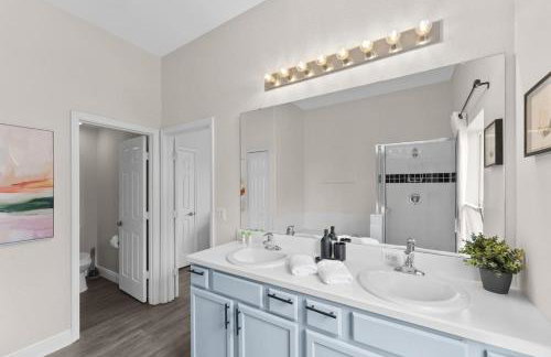 451 Davenport 5BR House with Heated Pool and Grill - Foto 26