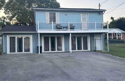 Day Street - Walk to Harpers Ferry NP - Foto 7