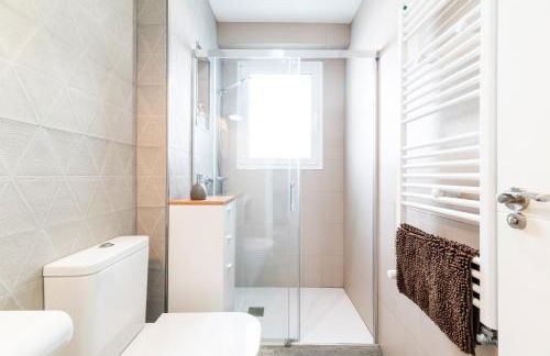 Pajaritos Suites junto a centro, estación de tren y plaza de toros - Photo 40