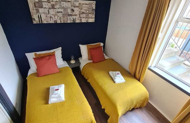 Entire Lovely Modern Scottish Cottage - Photo 2