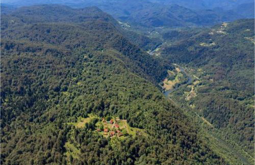 Tranquil Holiday Home in Kvarner near Kupa River - Foto 36