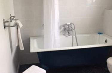 Maison Art Deco-5 salles de bains, 1 suite, piscine, clim, parking - Foto 18