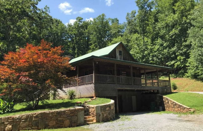 Deer Haven by Avantstay Cabin w/ Pond, Waterfall - Photo 25