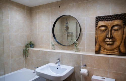 City centre two bedroom apartment in the heart of Liverpool - Foto 36