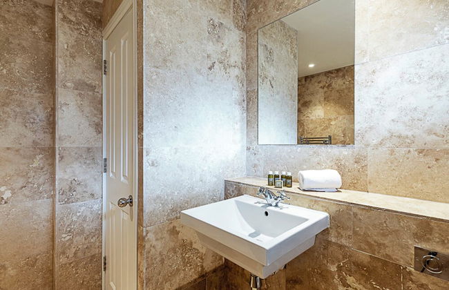 Stylish Riverside Retreat in Central London - Foto 12