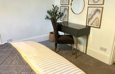 Historic Charm: *Perfect For Group Getaways* - Photo 25