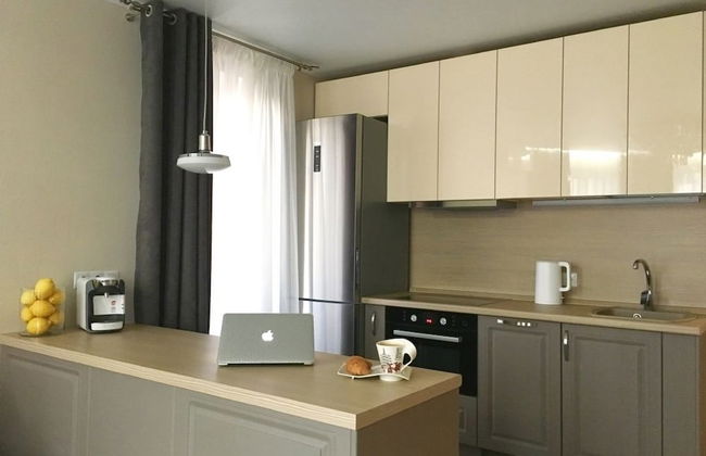 Apartment on Ostryakova Pr. 28. - Photo 2