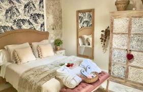 Wehostcostaluz Le Petit Palace Catedral con parking gratuito - Foto 27