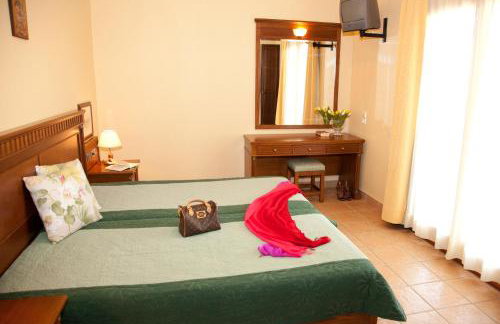 Mylos Hotel Apartments - Photo 22