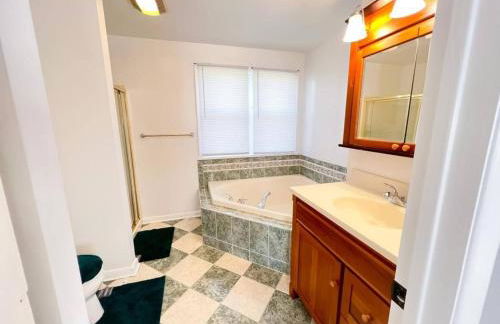 Cozy 5 bedroom Home mins from RIT - Foto 2