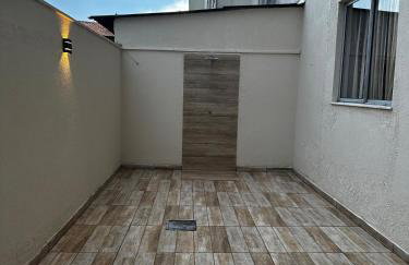 AP Reformado com área externa e vaga de garagem - Photo 5