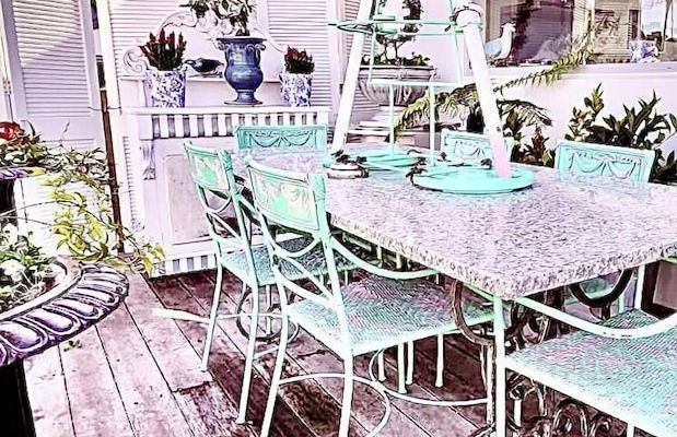 Lyttelton Boatique House - Photo 35