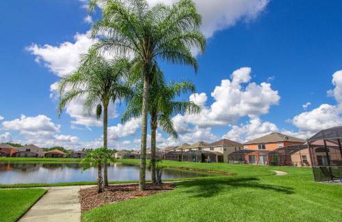 Family Friendly Vacation Home with South Facing Pool - Hot Tub - Game Room - Near Disney - Foto 38