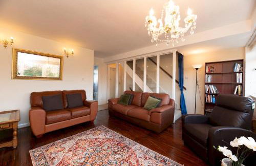 Lovely spacious house with parking Ham London - Pass the Keys - Foto 2
