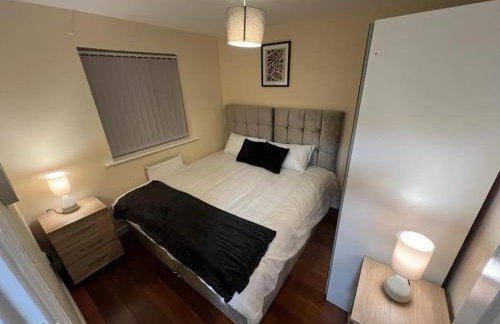 Big new house! 5BDR, sleeps 13, with parking - Foto 8