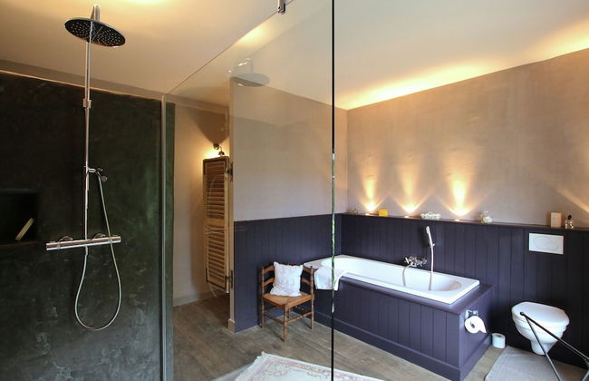 Unique Holiday Home in Virton with Hot Tub - Foto 21