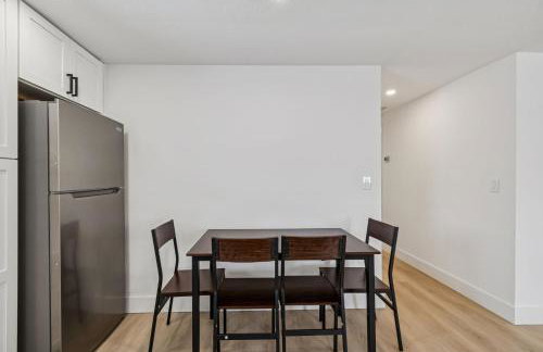 Elegant Largo Retreat, Sleeps 8, 10 Mins to Beach - Foto 15