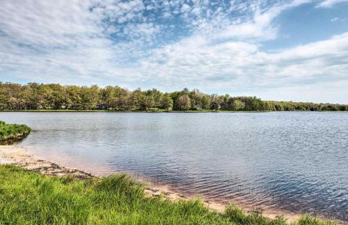 Game Room, Community Beach Pocono Home! - Foto 44