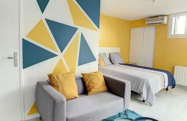 SUPERBE STUDIO HYPER CENTRE TOUT ÉQUIPÉ WIFI NETFLIX 2PERS - Foto 19