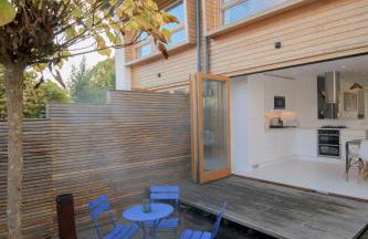 3 Bedroom Eco house in Chichester near Goodwood - Photo 9